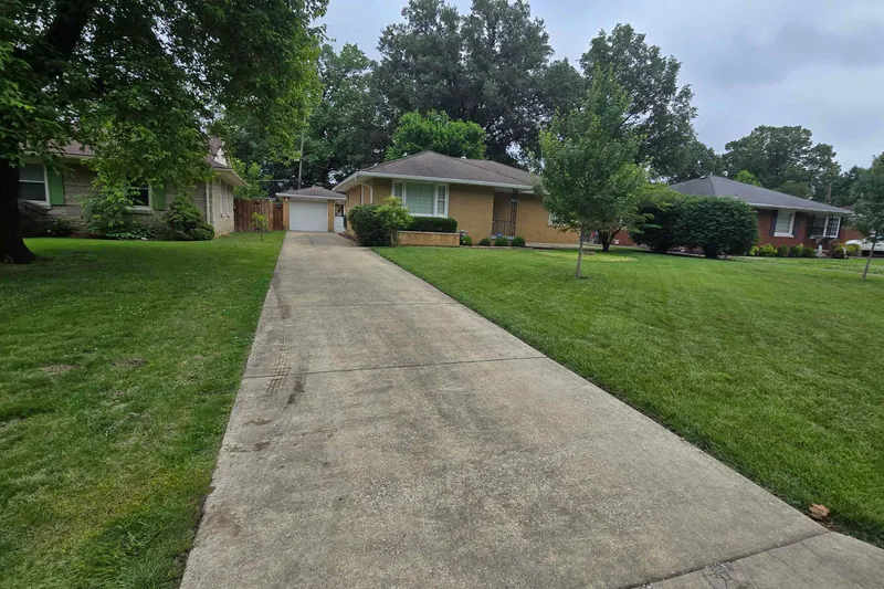 1918 Dianne Avenue — additional photo 4