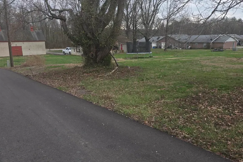 127 Vine Street — lot view 5